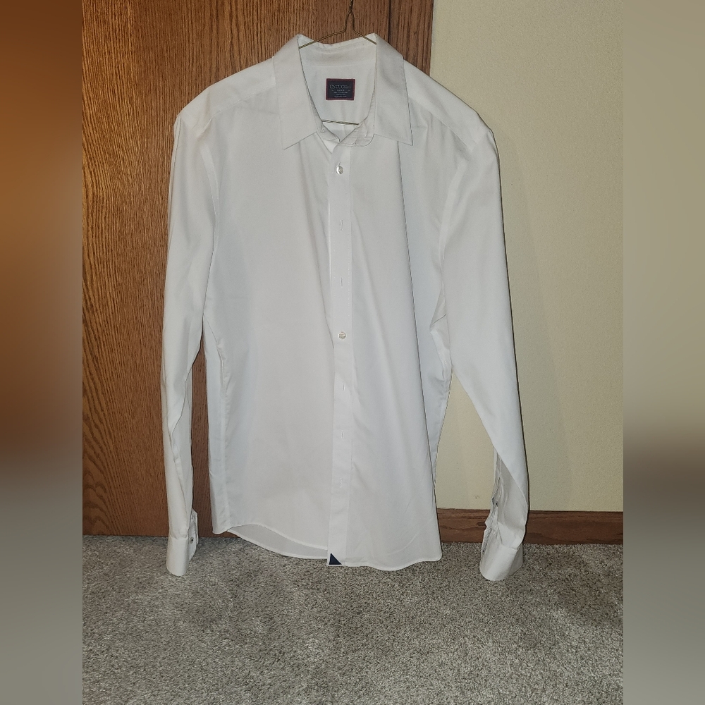 Classic White Men's Button-up Shirt By Untuckit